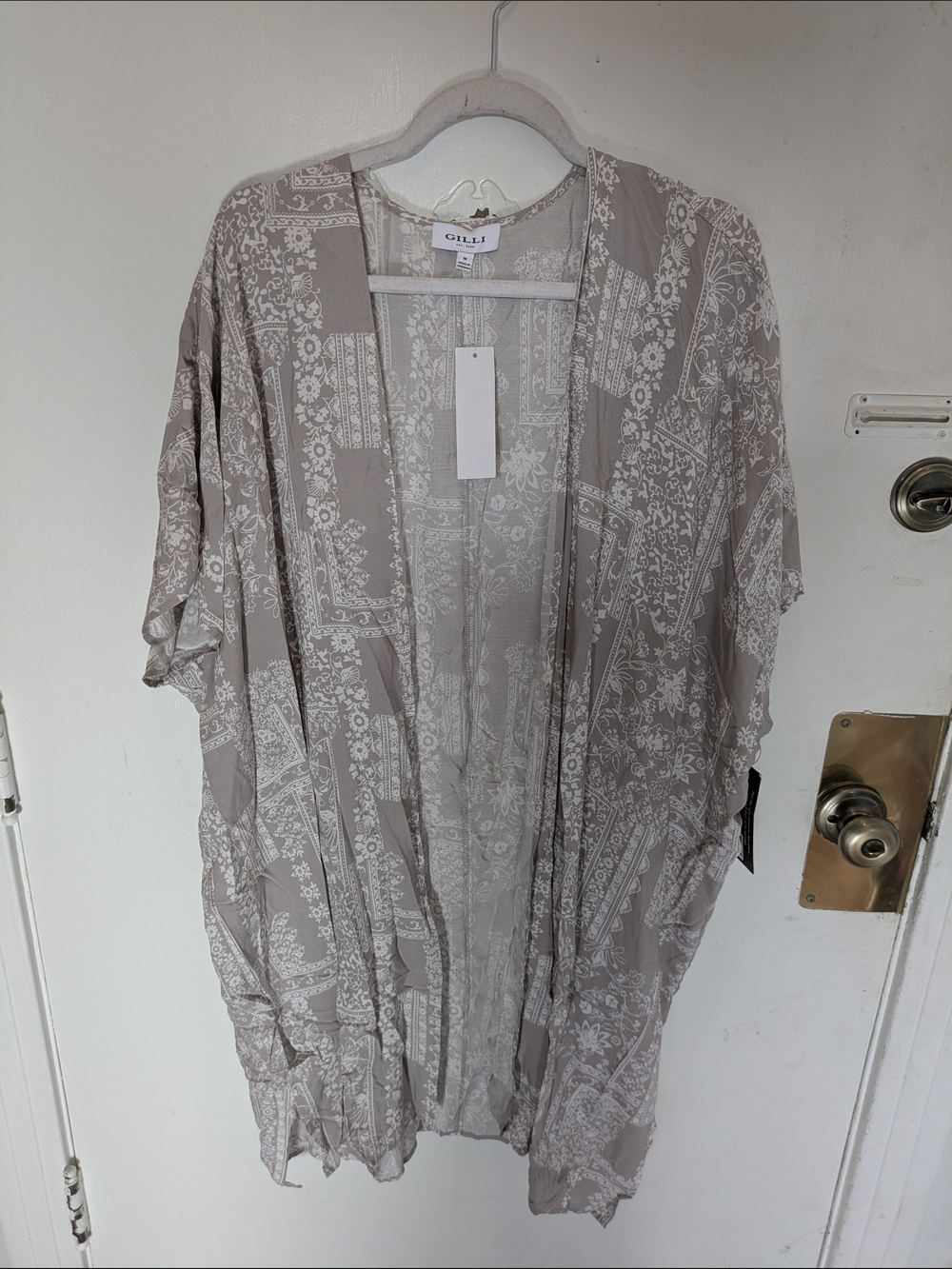 Gilli Taupe and White Floral Print Open Kimono Cardigan